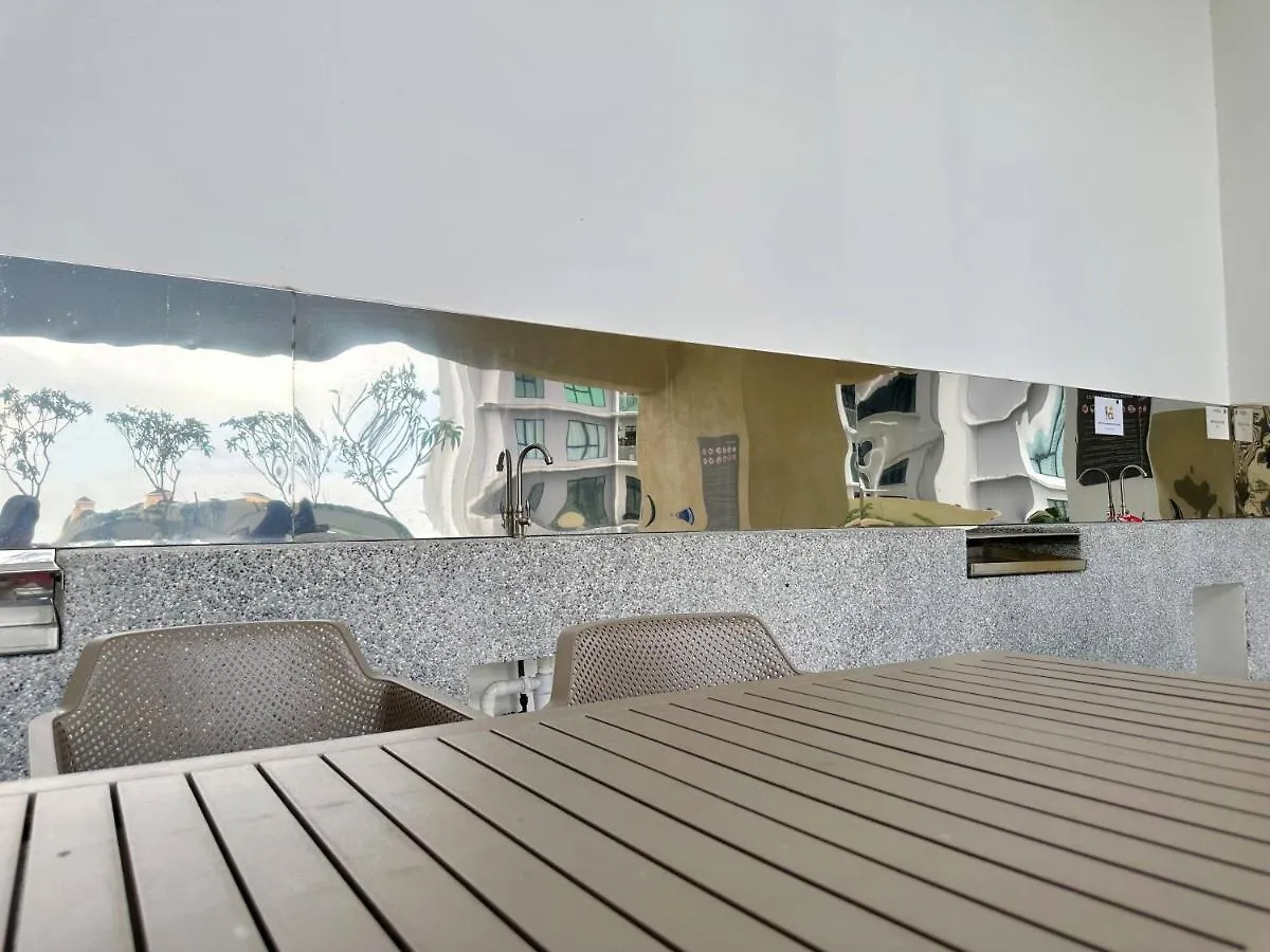 Paradigm Residence High Floor 2-3Pax Wi-Fi Netflix Projector Paradigm Mall Johor Bahru 0*,  Malaysia