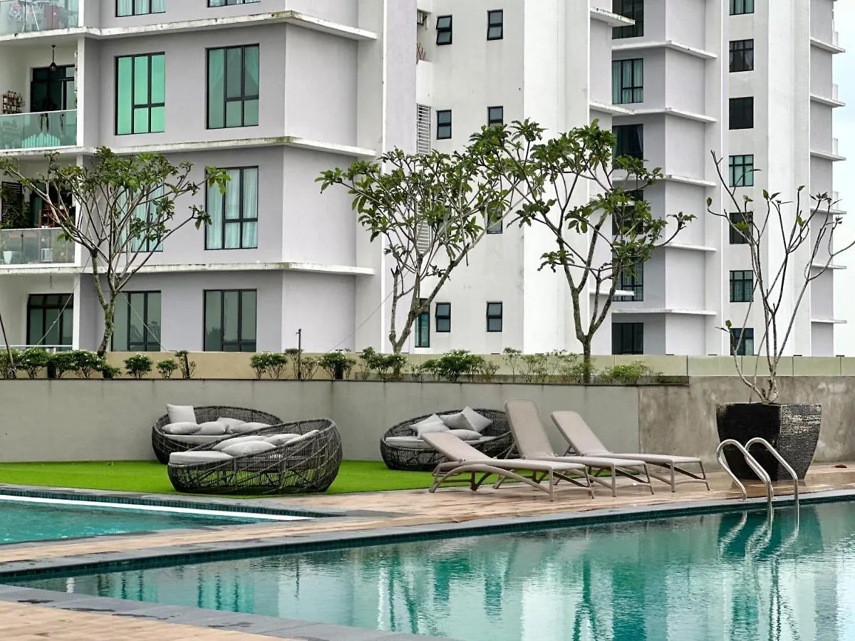 Paradigm Residence High Floor 2-3Pax Wi-Fi Netflix Projector Paradigm Mall Johor Bahru