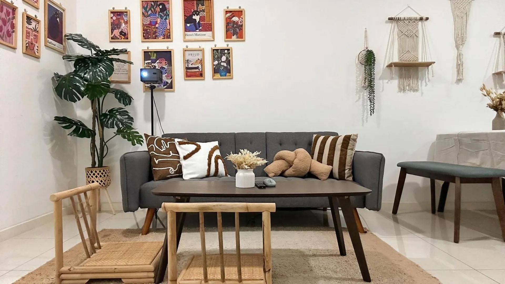 Apartment Paradigm Residence High Floor 2-3Pax Wi-Fi Netflix Projector Paradigm Mall Johor Bahru